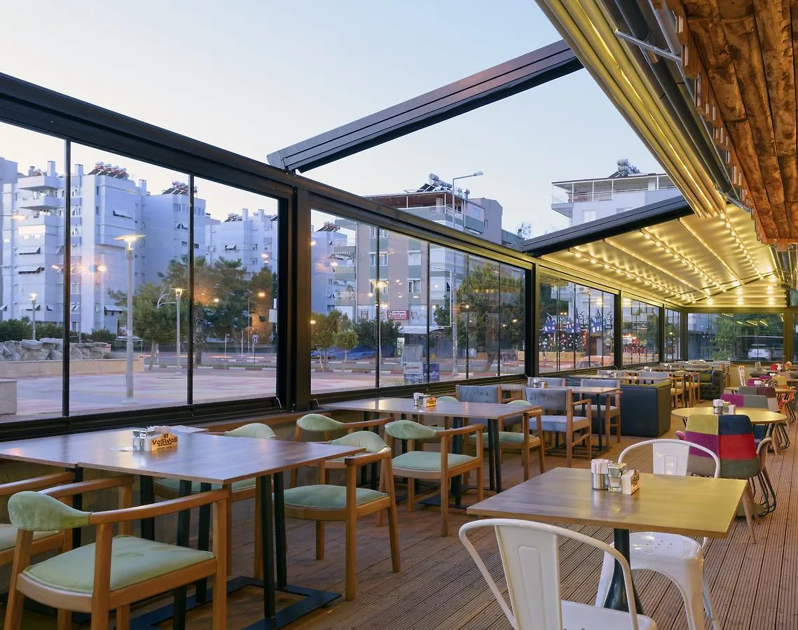 Voswos Garage Coffee Hotel Antalya