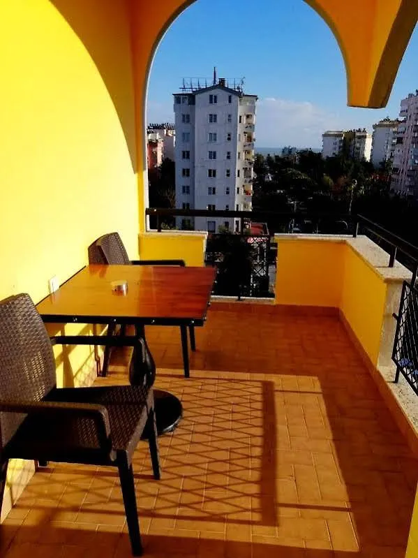 Voswos Garage Coffee Hotel Antalya