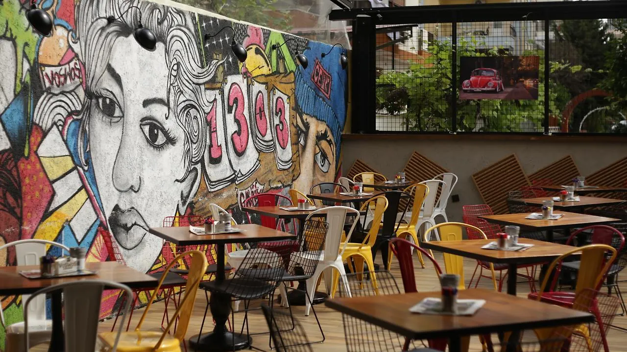 Voswos Garage Coffee Hotel Antalya