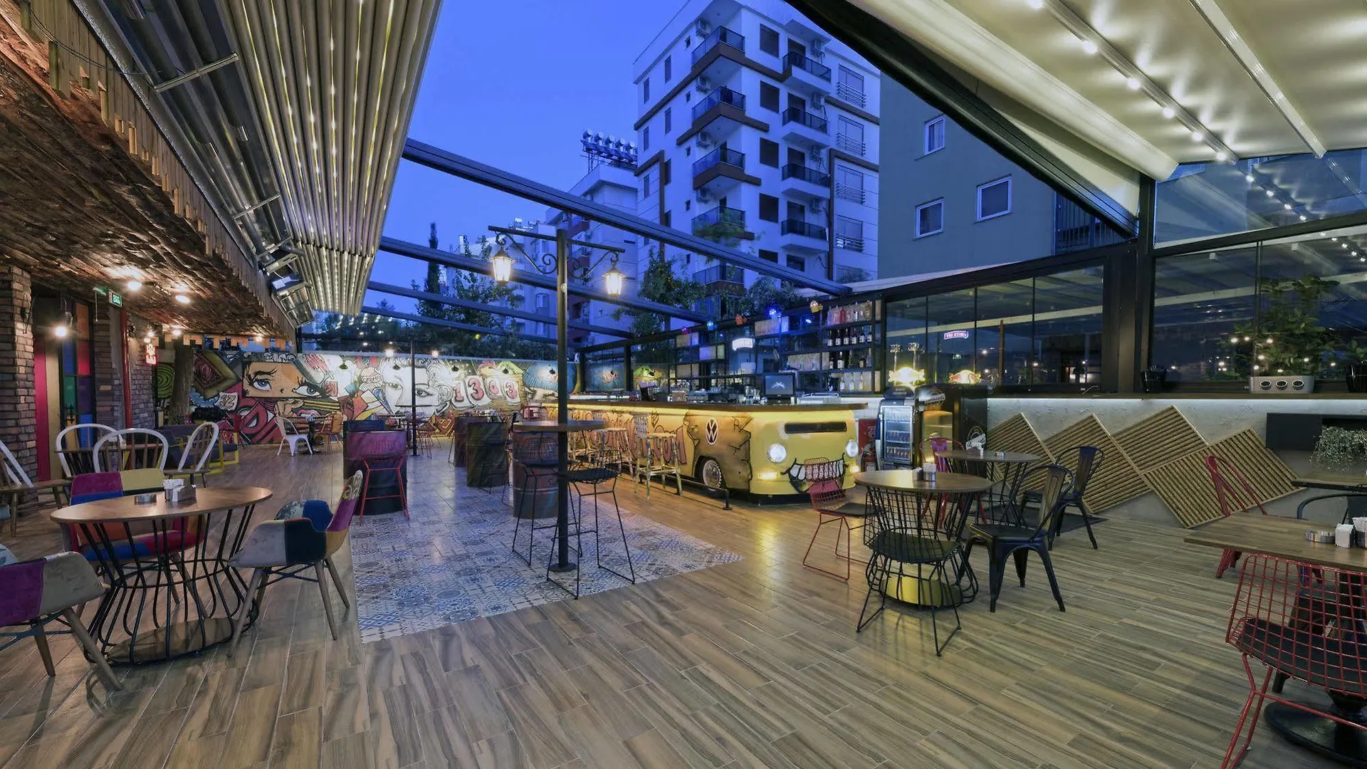 Voswos Garage Coffee Hotel Antalya