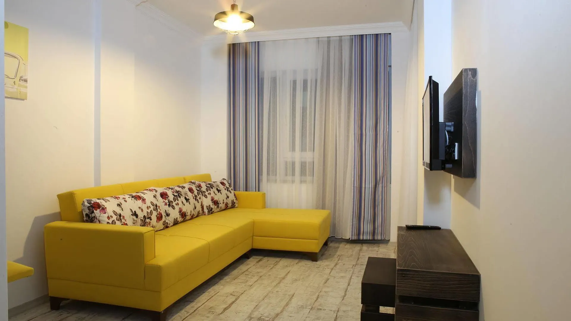 Voswos Garage Coffee Hotel Antalya