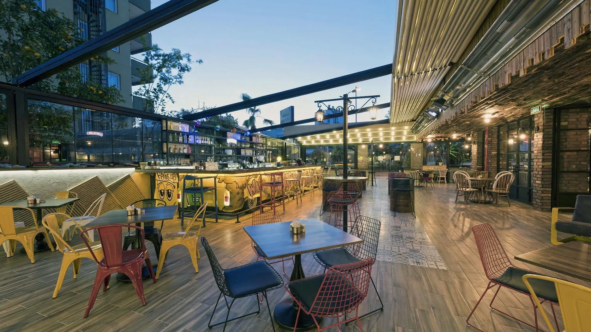 Voswos Garage Coffee Hotel Antalya