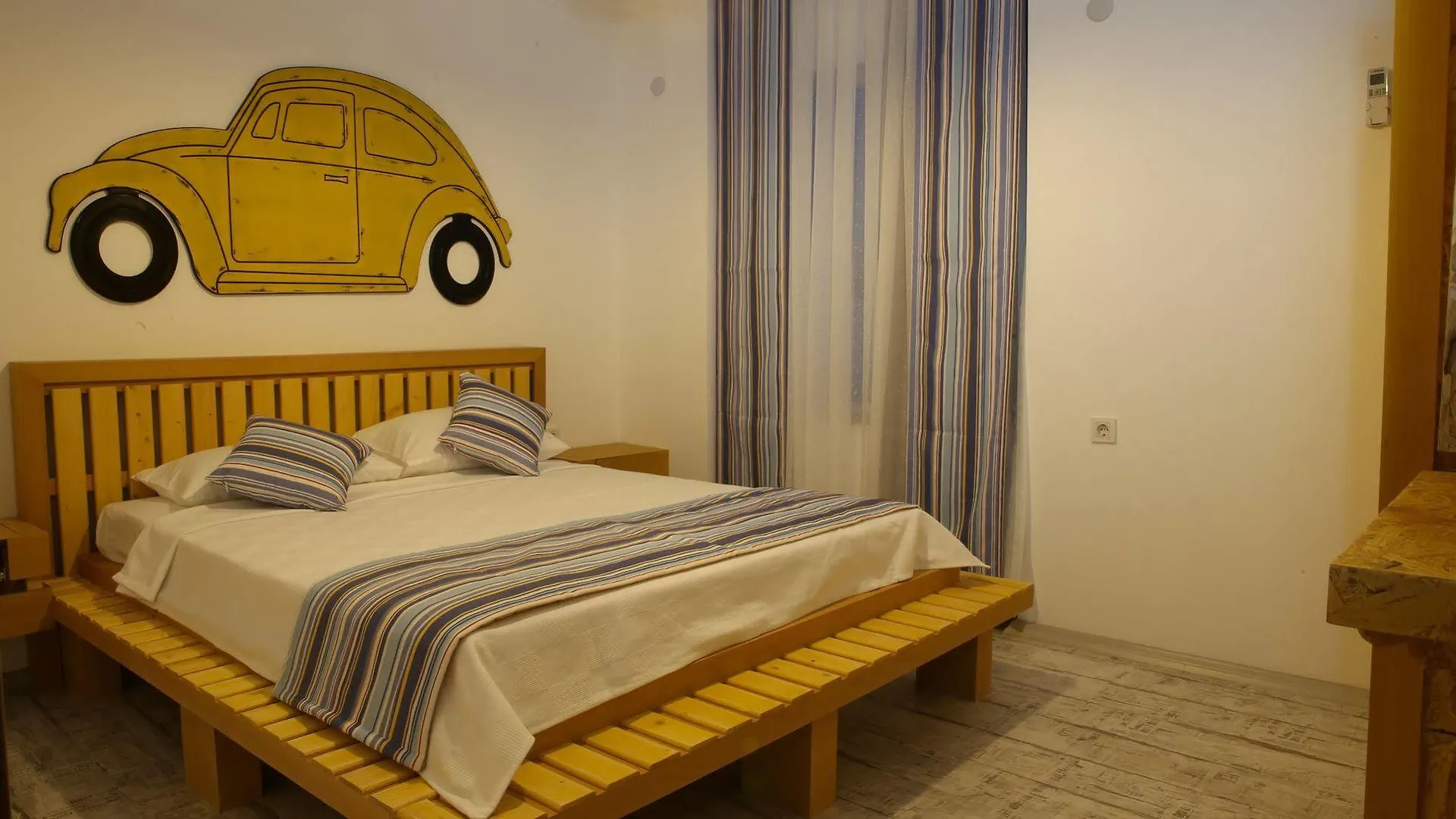 Voswos Garage Coffee Hotel Antalya